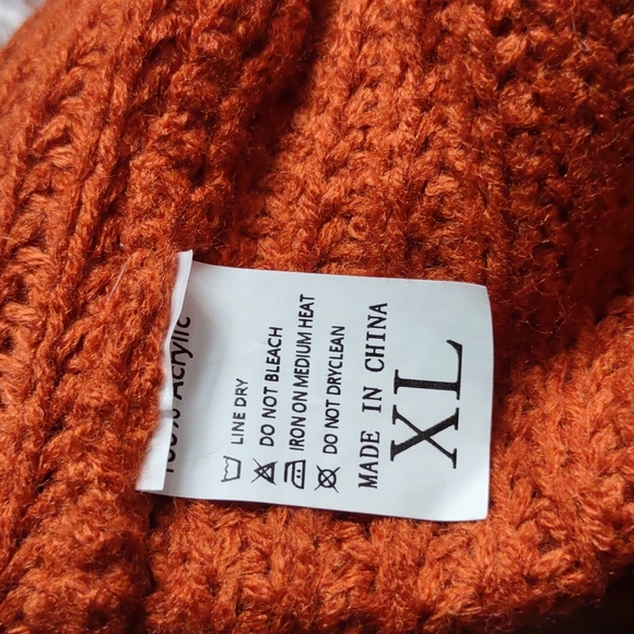 beautiful knitted sweater women XL good  super soft ,not labeled,pretty, crochet - Picture 4 of 4